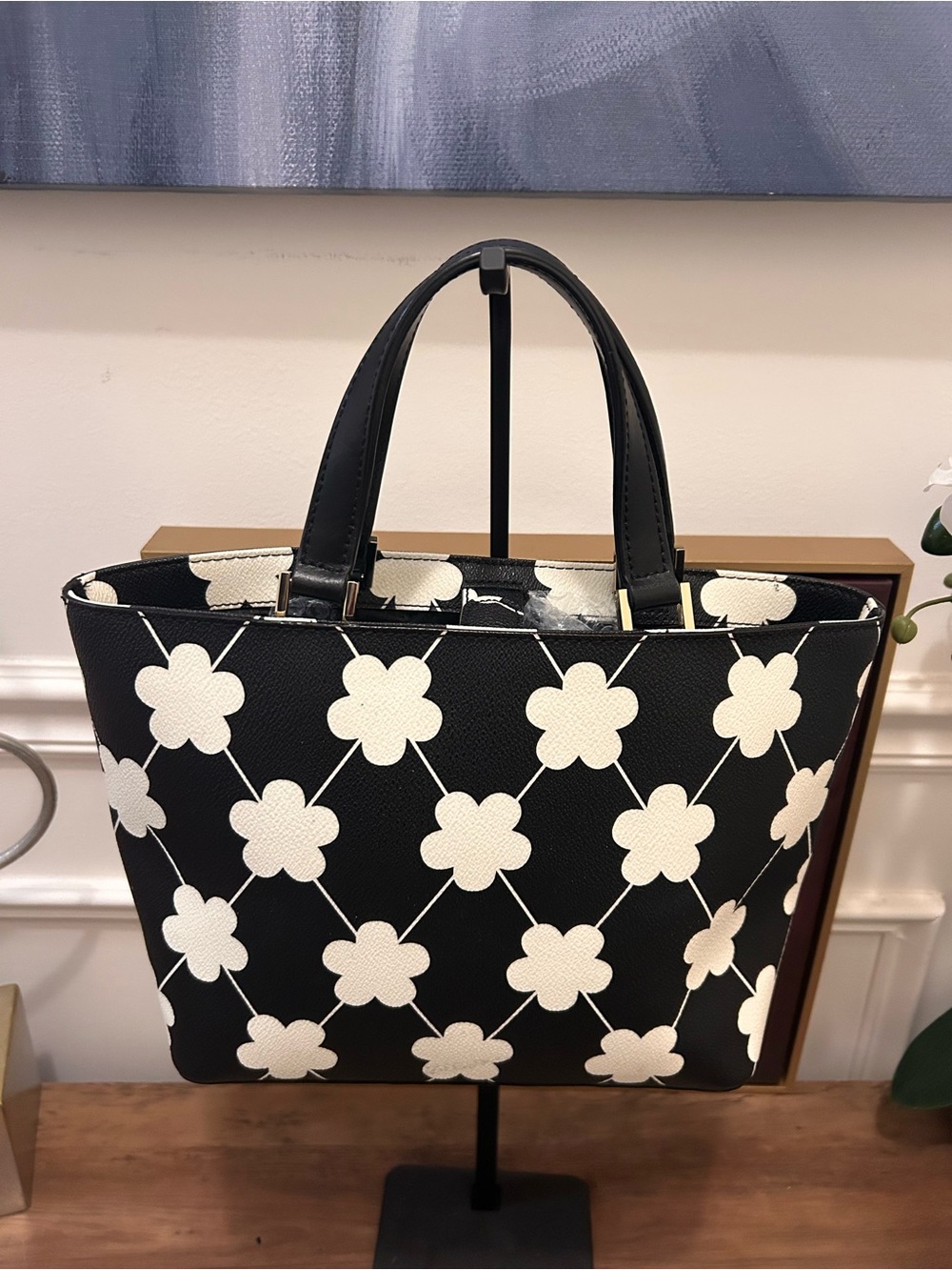 kate spade Black & White Clover Pattern Tote - Picture 4 of 8